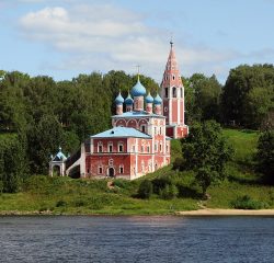 Преображенско-Казанская церковь в Тутаеве